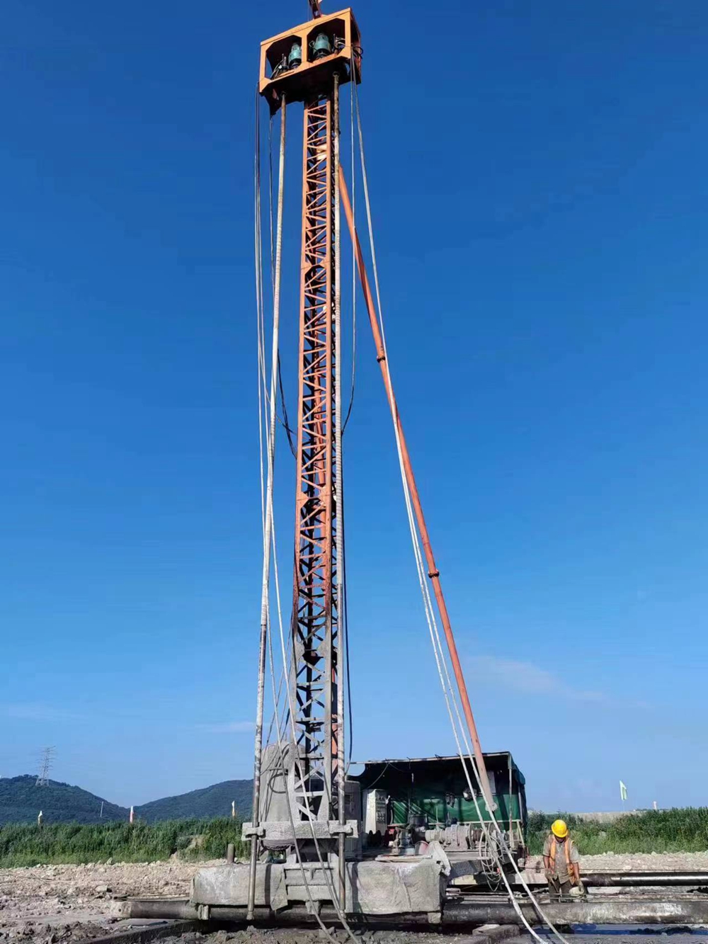 高压旋喷桩机.jpg